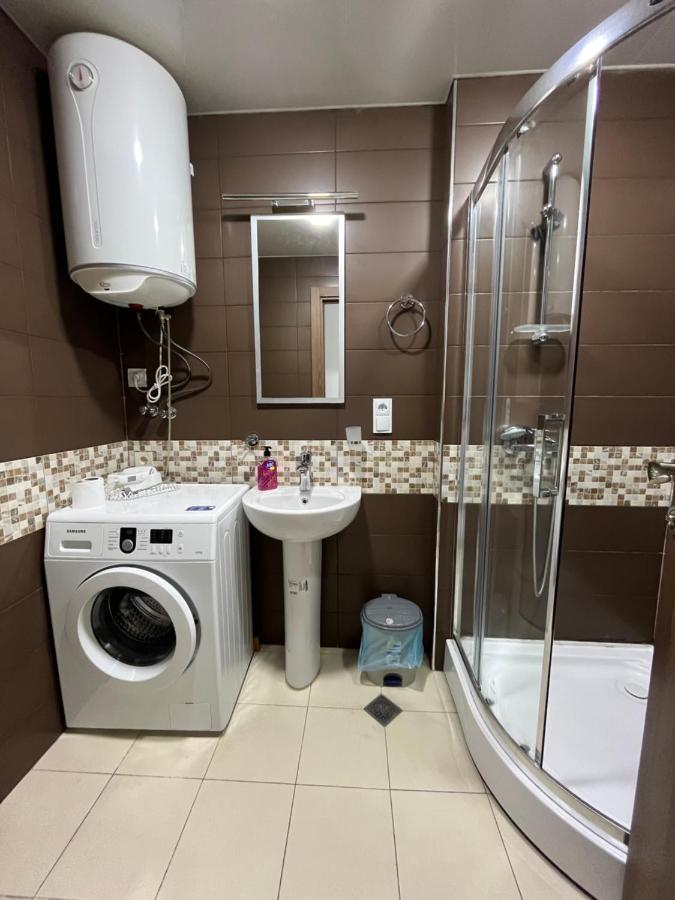 Sea View Studio Apartment In Orbi Residence Batoemi Buitenkant foto