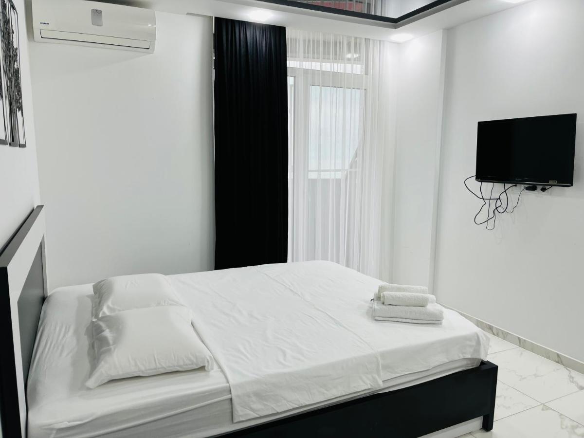 Sea View Studio Apartment In Orbi Residence Batoemi Buitenkant foto