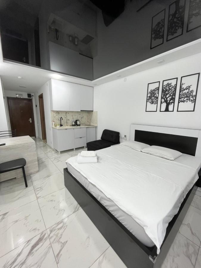 Sea View Studio Apartment In Orbi Residence Batoemi Buitenkant foto